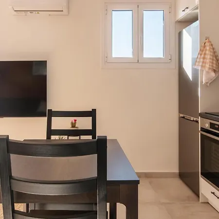 Stunning 2-bedrooms In The Heart Of Athens