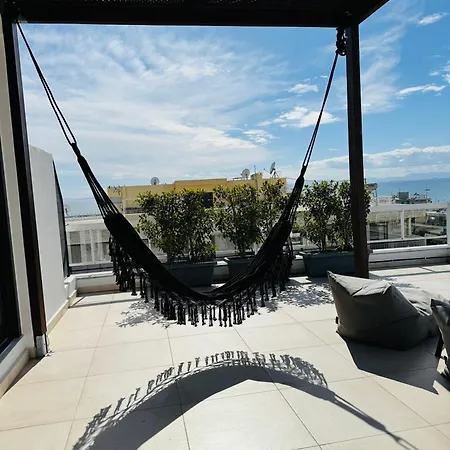 Apartment With Magical View & Jacuzzi Athens