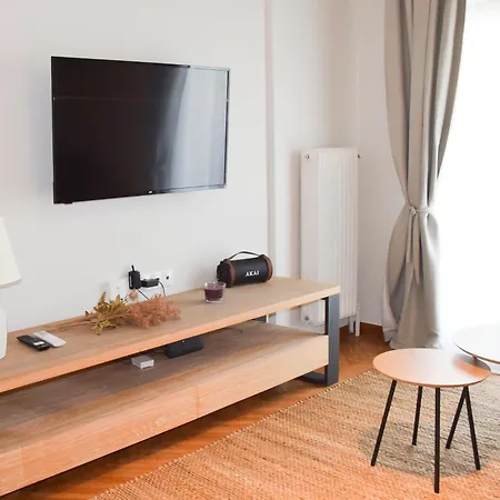 Newly Renovated Sunny * Atenas