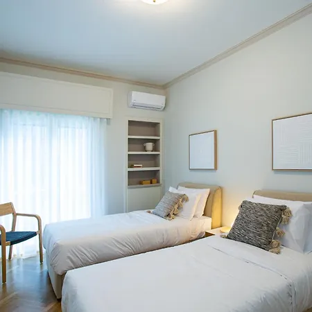 Digital Nomad Friendly & Premier In Plaka Apartment *