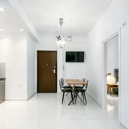 Syntagma Square, 55sqm Golden Apartment *
