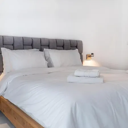 Syntagma Square, 55sqm Golden Apartment Athens
