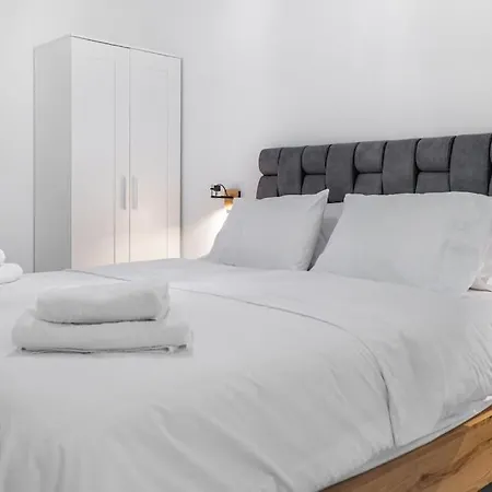 Apartment Syntagma Square, 55sqm Golden *