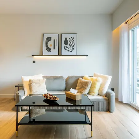 Apartament Nova 1-bedroom In *