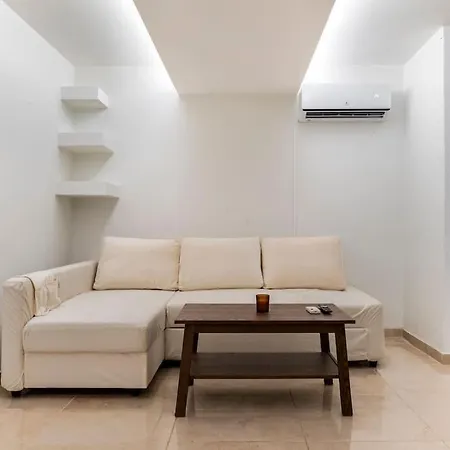 Apartment At Ano Glifada.