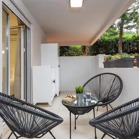 Mystique One Bedroom By Blupine Apartment Athens