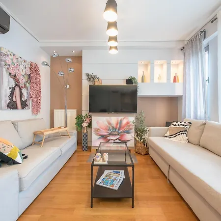 Apartment The Luxury Loft By Cloudkeys