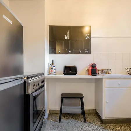 The Artistic One-bedroom In Plaka * Athens