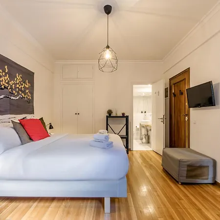 Apartment The Artistic One-bedroom In Plaka