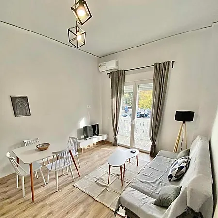Comfortable In The Center Apartment *