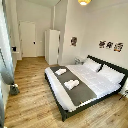 Comfortable In The Center Apartment *