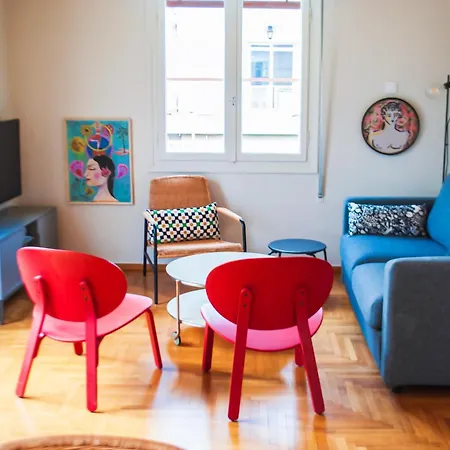 Dinoulas Penthouse: Renovated Apt In The City Center * Athen
