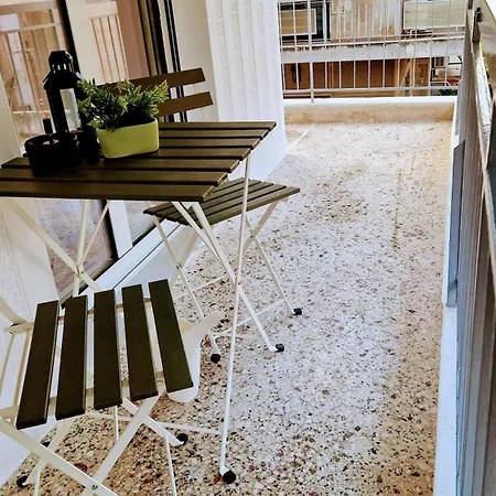 Apartment Gem, Next To Metro, Walk To Akropolis Athens