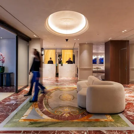 Astor Otel 4*