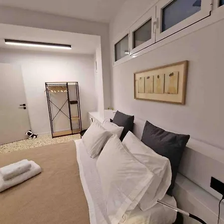 Comfortable Living In 2br Apartment