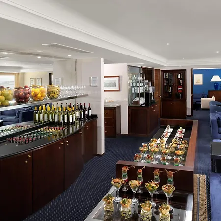 Athenaeum Intercontinental By Ihg Hotell Aten