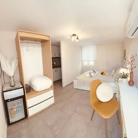 Cactus Luxury Suite1 * Αθήνα