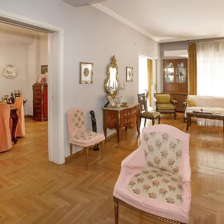 Homestay Vintage Kolonaki