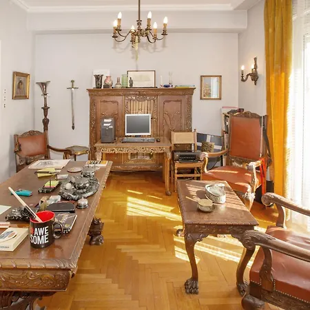 Homestay Vintage Kolonaki