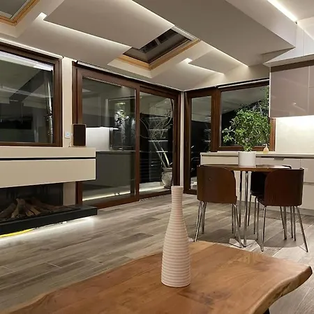 Acropolis Lux * Athens