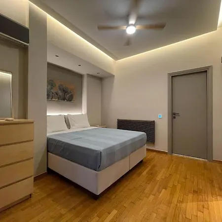 Acropolis Lux *