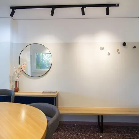 Apartment Stunning Acropolis View - 500m Metro - At Historical Center Athens