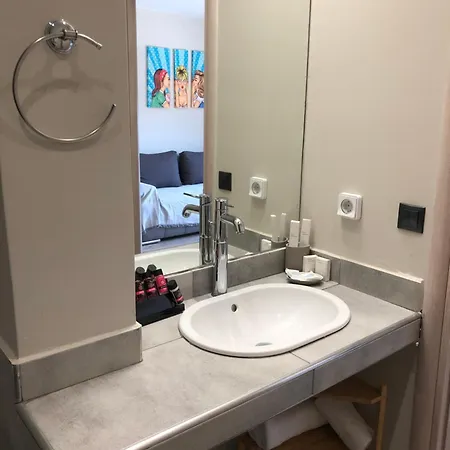 Connect & Apartment
