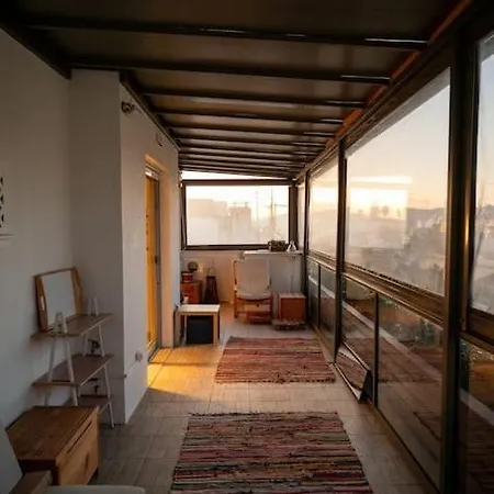 Apartment Modern Bright Cozy Top-floor & Terrace.