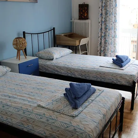 Mona Hause Campsite Athens
