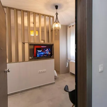 'apolon' Next To Metro Apartment Athens