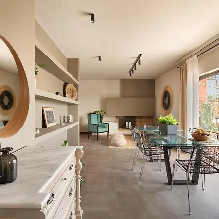 Penthouse With Magical Acropolis View From Balcony *