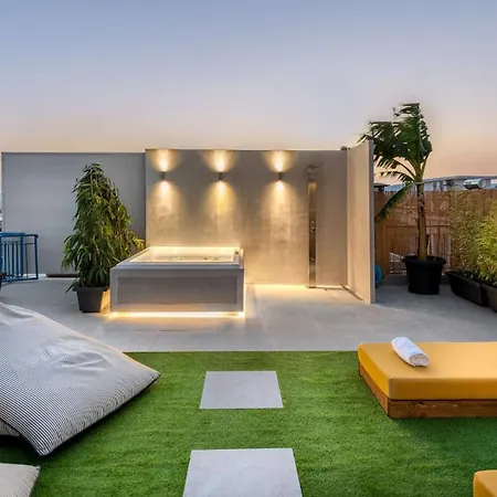 Penthouse With Magical Acropolis View From Balcony Apartment *