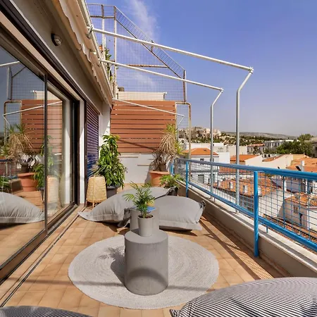 Penthouse With Magical Acropolis View From Balcony *