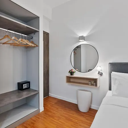 Hotel Adonis 2*