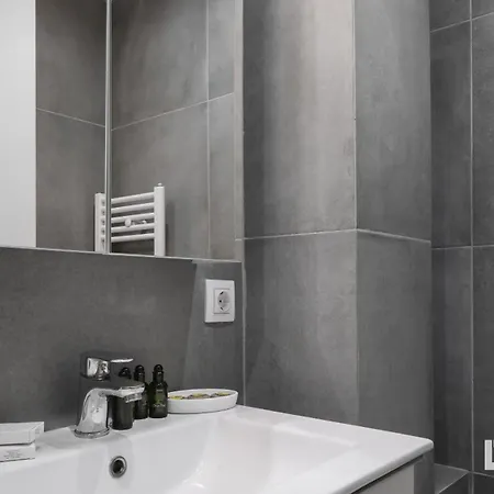 Apartment Simply Meraki By Lobbysquare