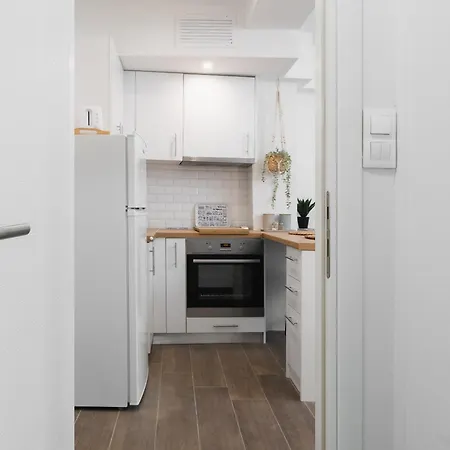 Apartment Simply Meraki By Lobbysquare