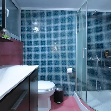 Modern 2bd Next To Acropolis Athens