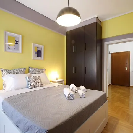 Modern 2bd Next To Acropolis Athens