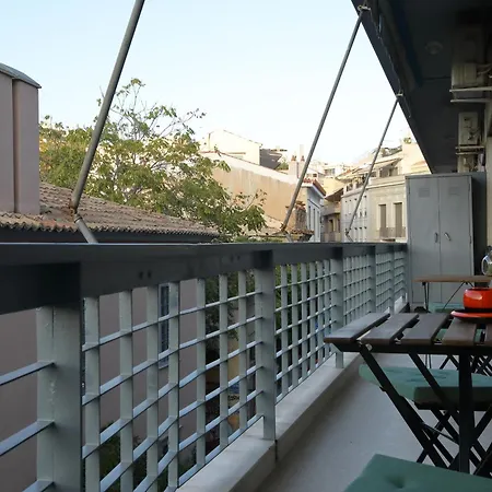Apartment Modern 2bd Next To Acropolis *
