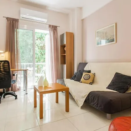 Flat In Historic Center @ipitou Str דירה *