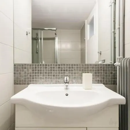 Flat In Historic Center @ipitou Str * אתונה