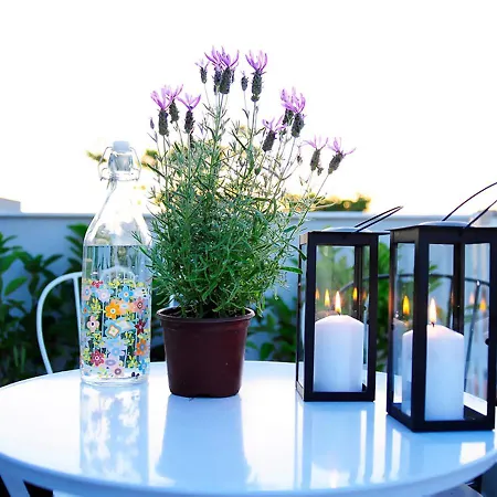 Live In Athens, Psyrri Hotel apartamentowy Ateny