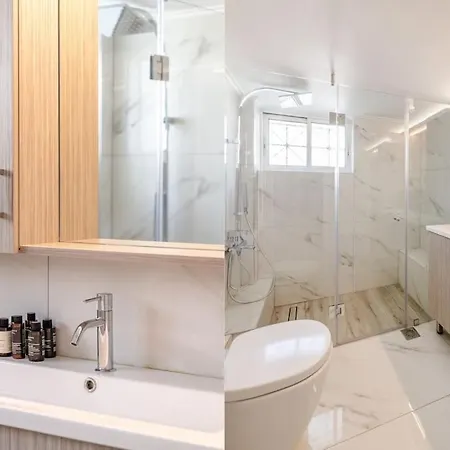 Roomy 3br In Marousi By Upstreet *