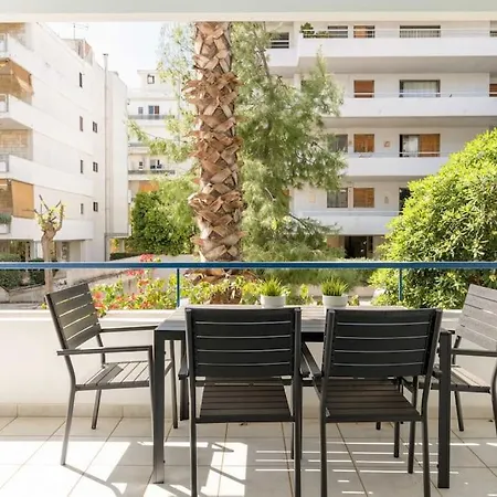 Roomy 3br In Marousi By Upstreet *