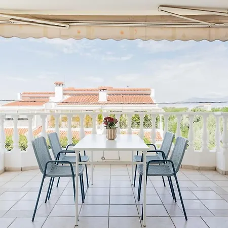 Spacious Serenity In Marousi By Upstreet Apartment