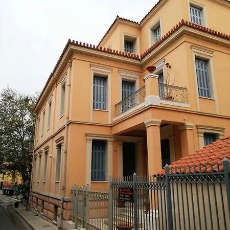 Magnificent In Plaka Apartment *