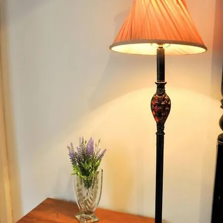 Magnificent In Plaka *