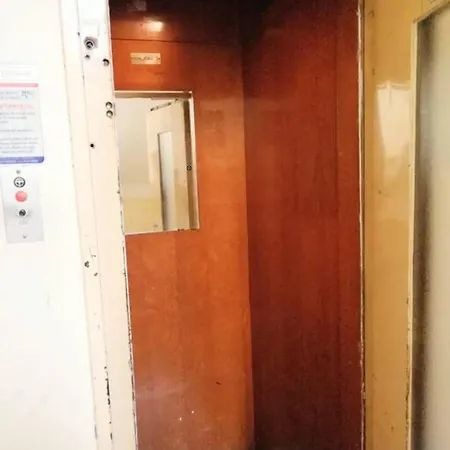 Magnificent In Plaka Apartment *