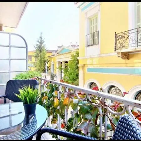 Magnificent In Plaka Athens