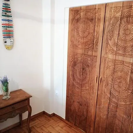 Apartment Magnificent In Plaka